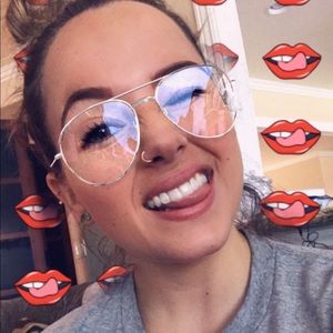 Meet your Posher, Ashlee